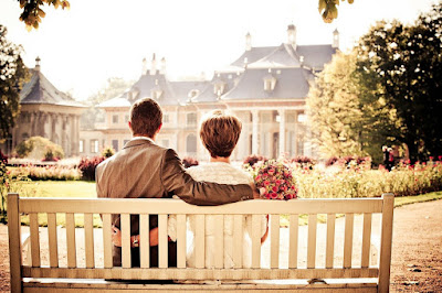 couple-260899_1280.jpg