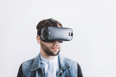 vr-3460451_1280.jpg